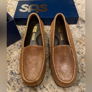 NIB:  SAS "Simplify" Loafers
